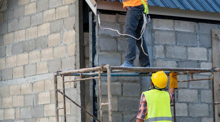 Professional gutter cleaning in Knightsen, CA